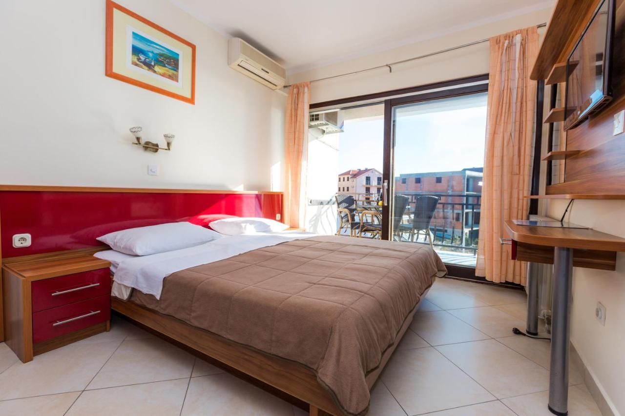 Pansion Croatia Bed & Breakfast Starigrad Paklenica Eksteriør bilde