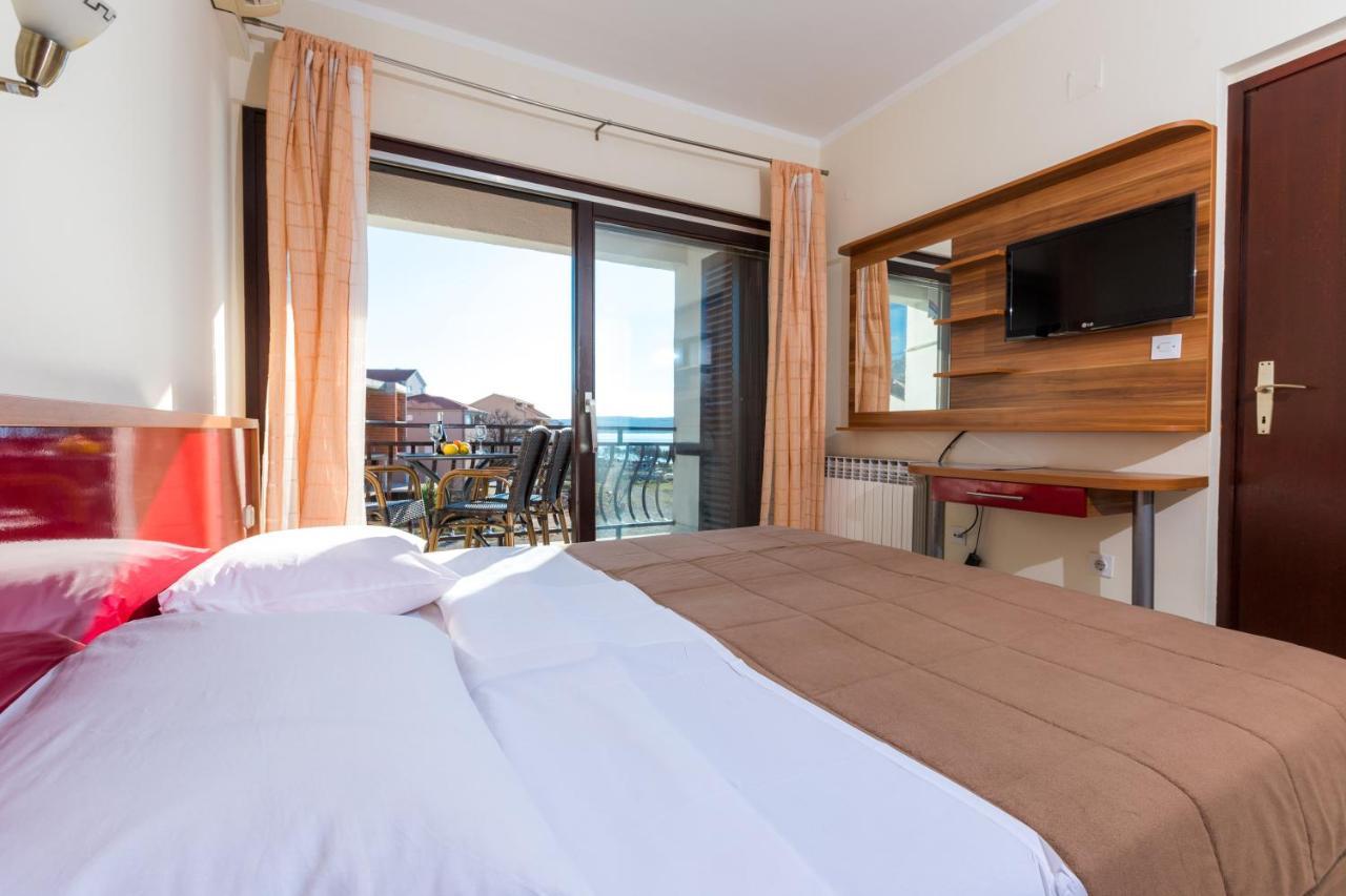 Pansion Croatia Bed & Breakfast Starigrad Paklenica Eksteriør bilde
