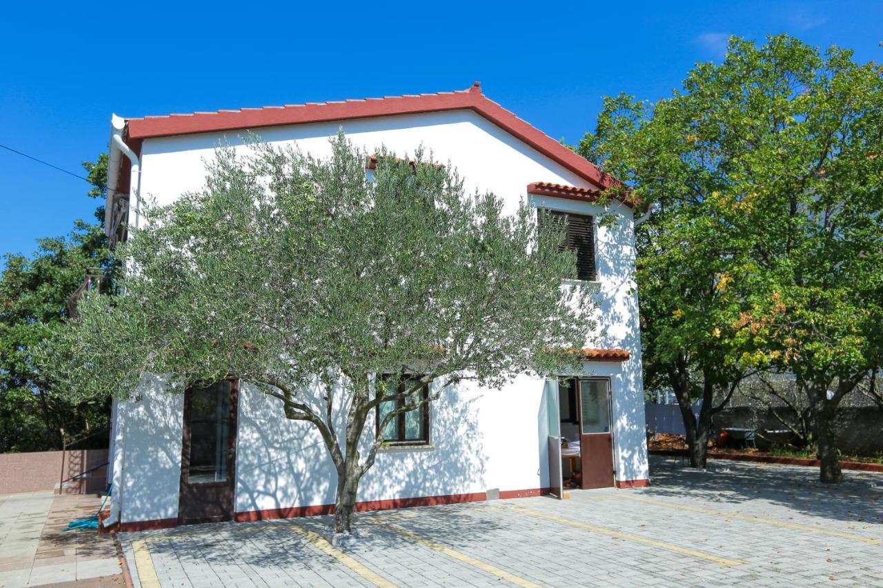 Pansion Croatia Bed & Breakfast Starigrad Paklenica Eksteriør bilde