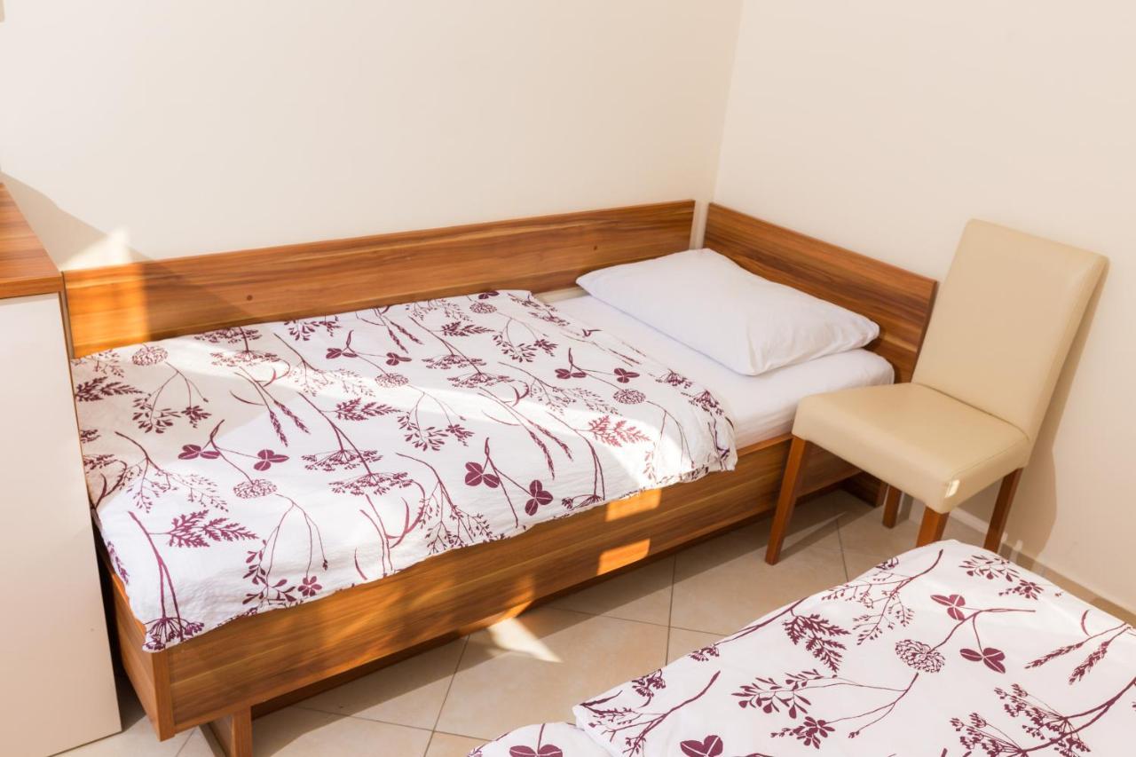 Pansion Croatia Bed & Breakfast Starigrad Paklenica Eksteriør bilde