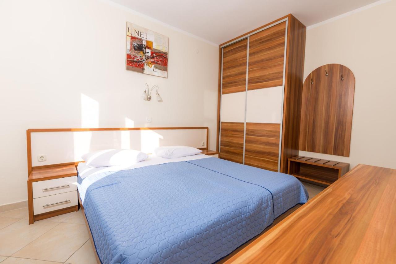 Pansion Croatia Bed & Breakfast Starigrad Paklenica Eksteriør bilde