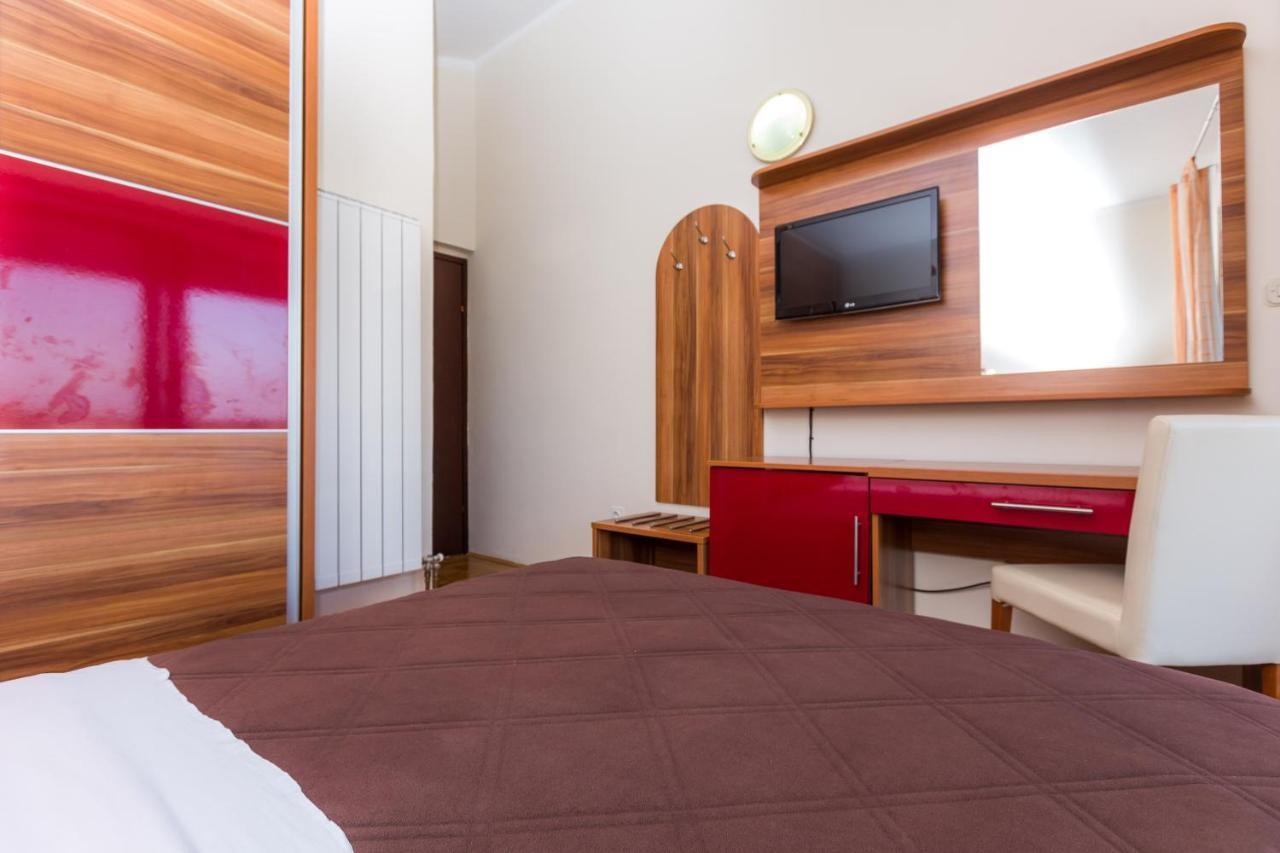 Pansion Croatia Bed & Breakfast Starigrad Paklenica Eksteriør bilde