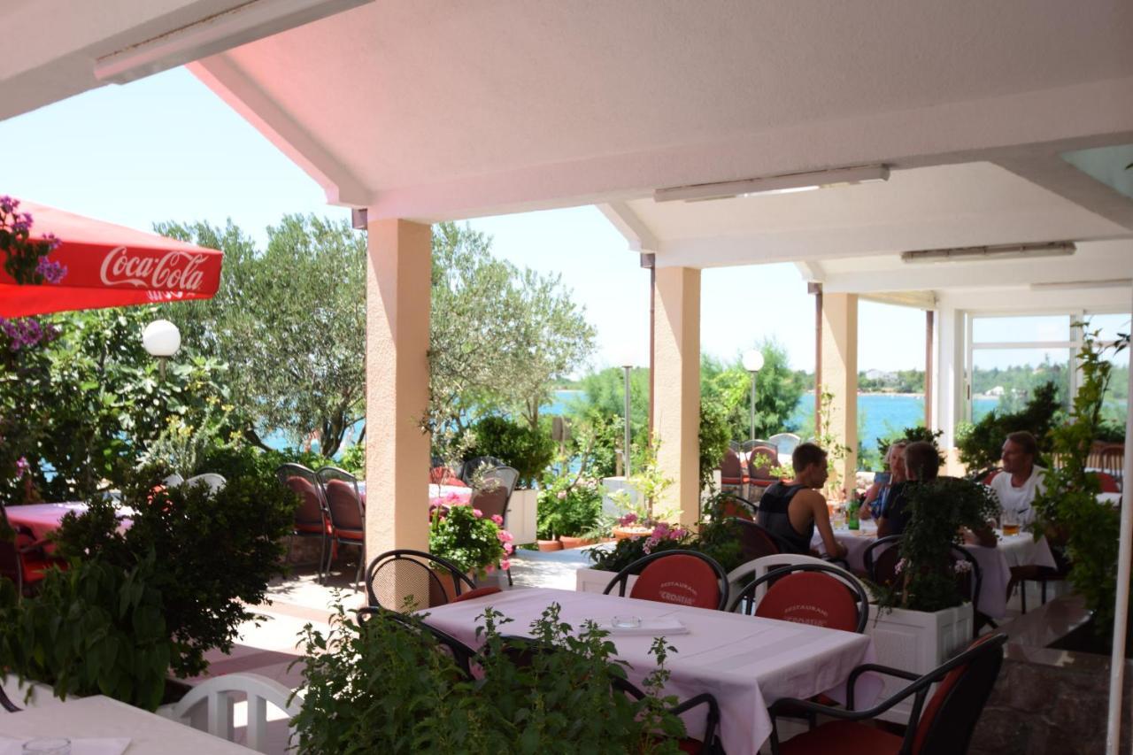 Pansion Croatia Bed & Breakfast Starigrad Paklenica Eksteriør bilde